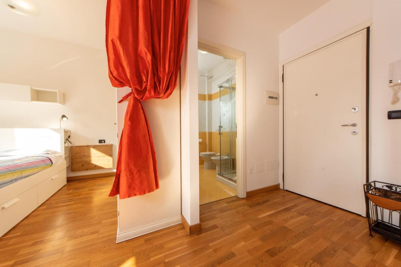 Housmart Milazzo 5 Apartment Болоня Екстериор снимка
